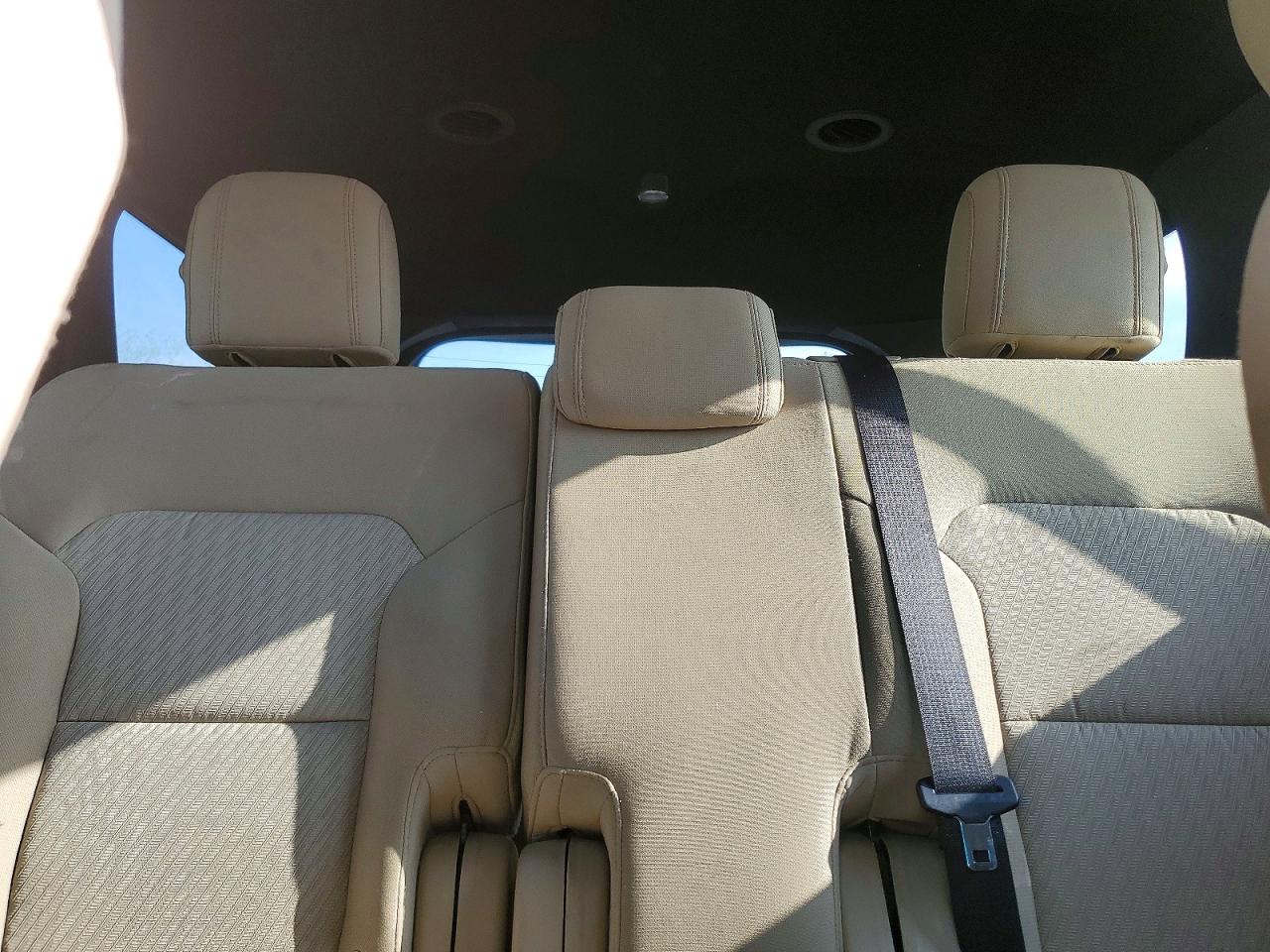 2016 FORD EXPLORER photo 19
