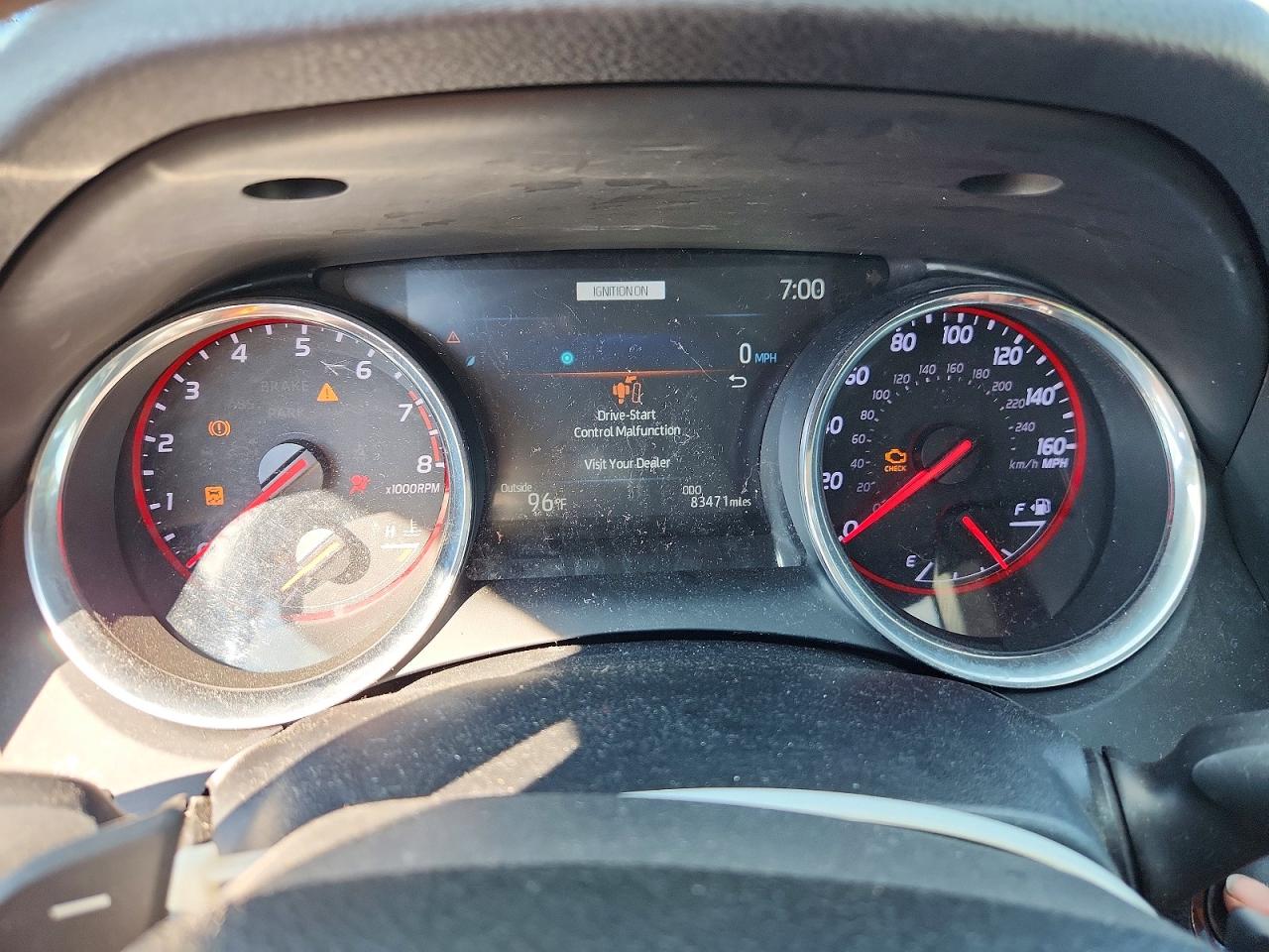 2020 TOYOTA CAMRY XSE photo 17
