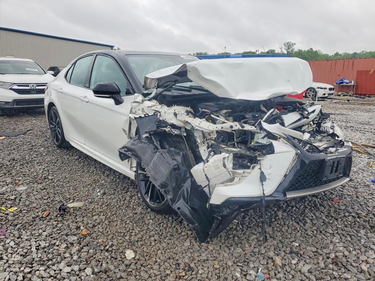 2020 TOYOTA CAMRY XSE photo 7