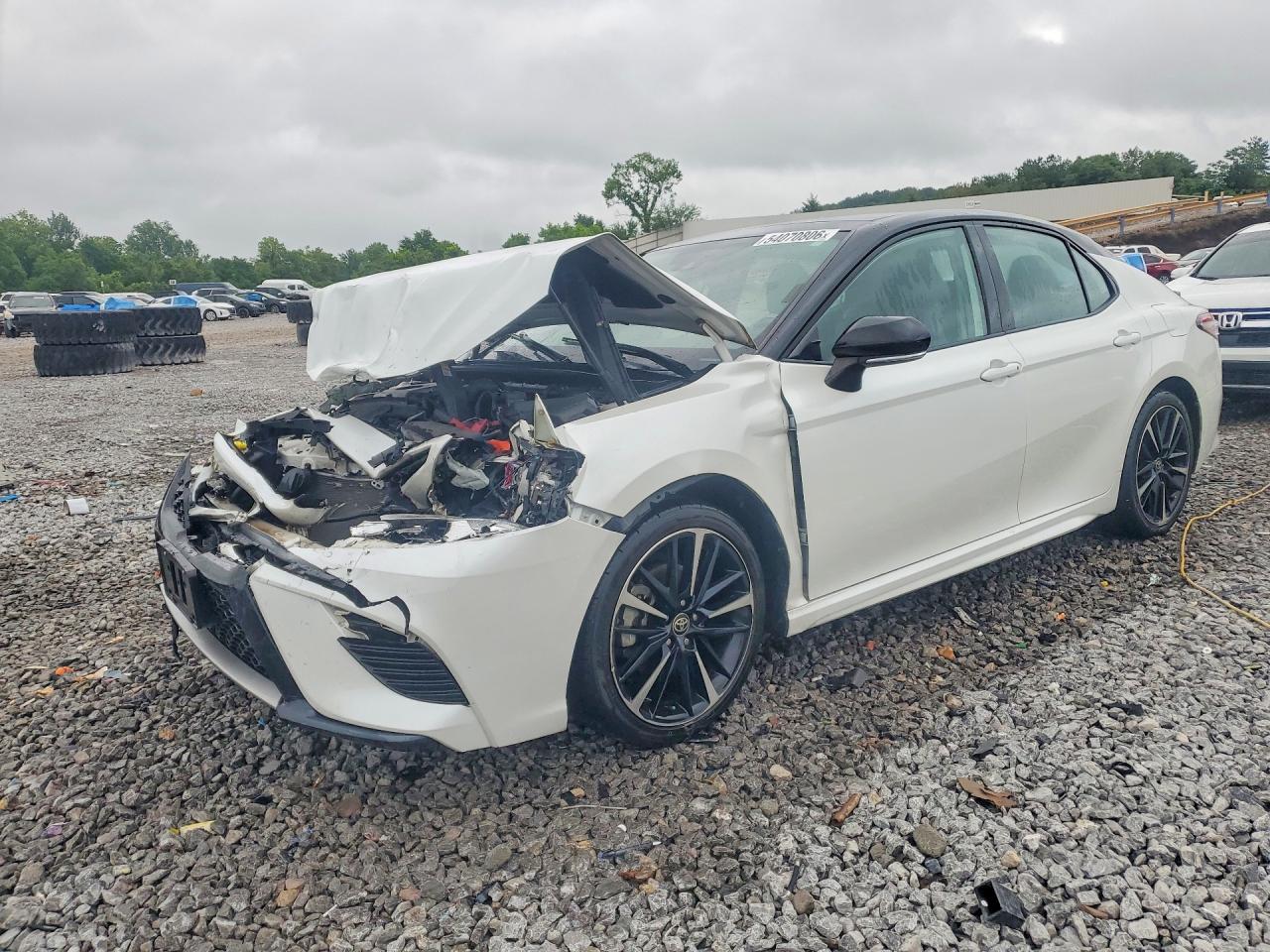 2020 TOYOTA CAMRY