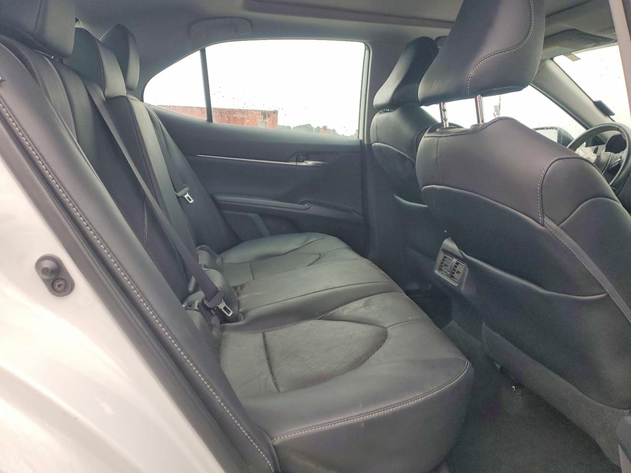 2020 TOYOTA CAMRY XSE photo 19