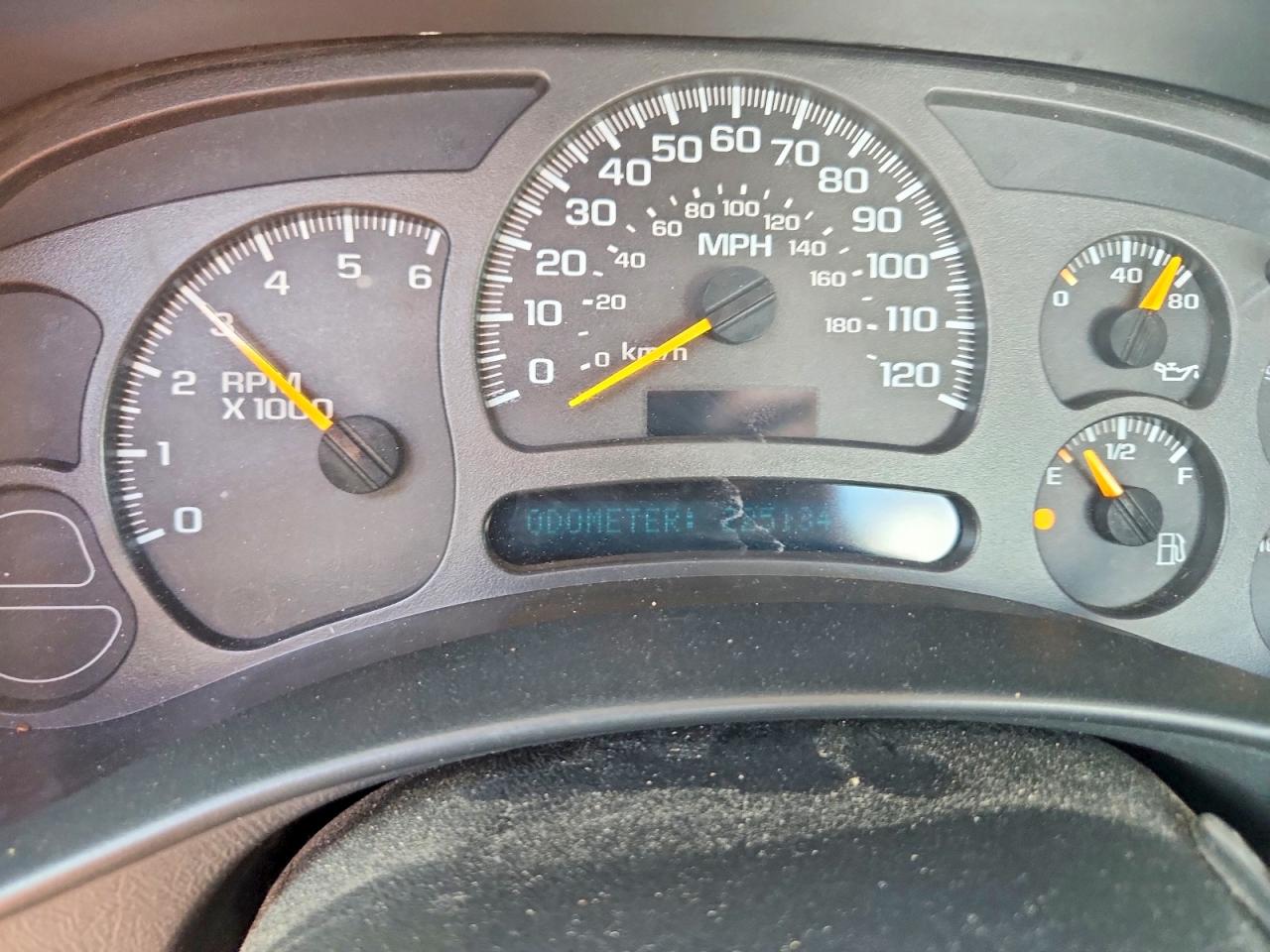 2004 CHEVROLET SILVERADO K1500 photo 17