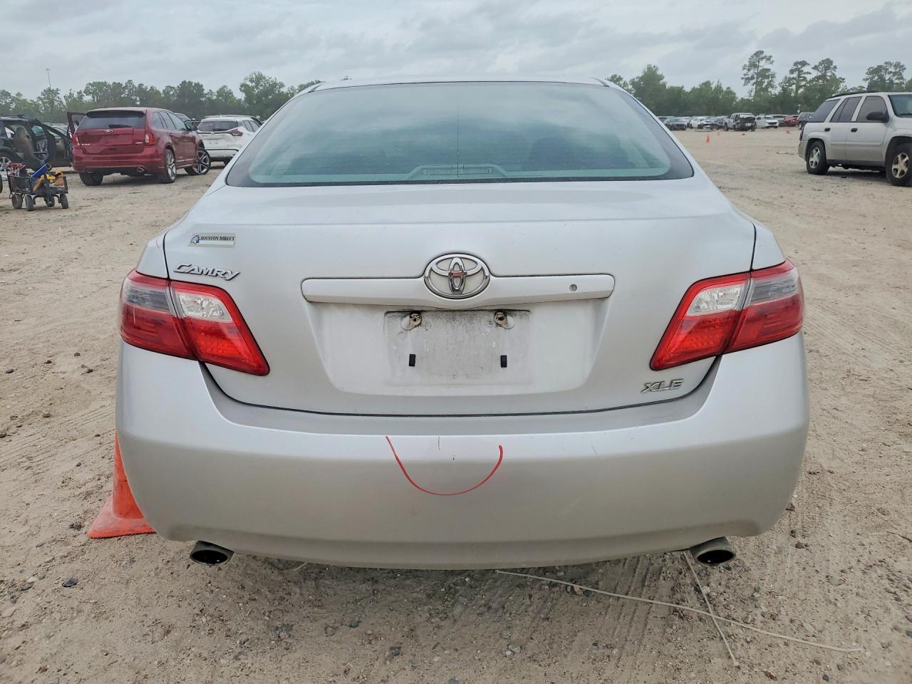 2008 TOYOTA CAMRY photo 11