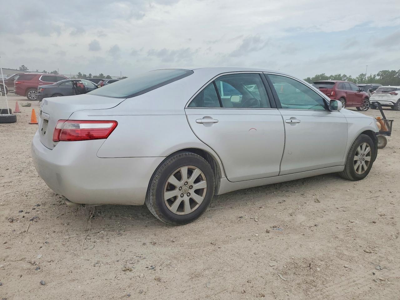 2008 TOYOTA CAMRY photo 5