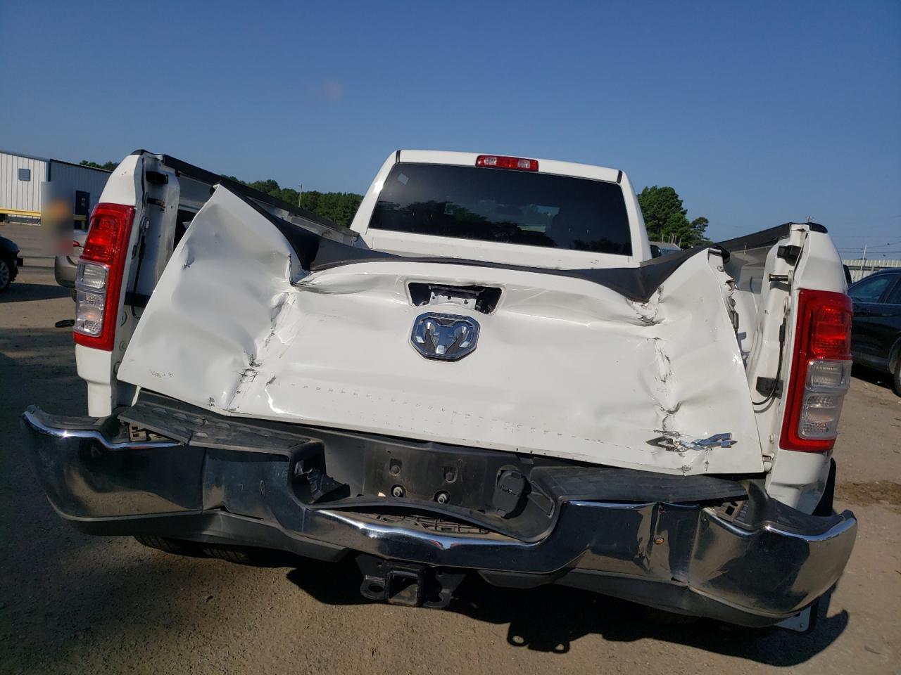 2021 RAM 3500 TRADESMAN photo 16