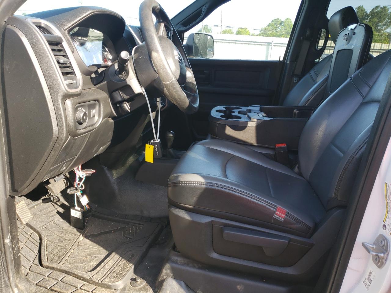 2021 RAM 3500 TRADESMAN photo 19