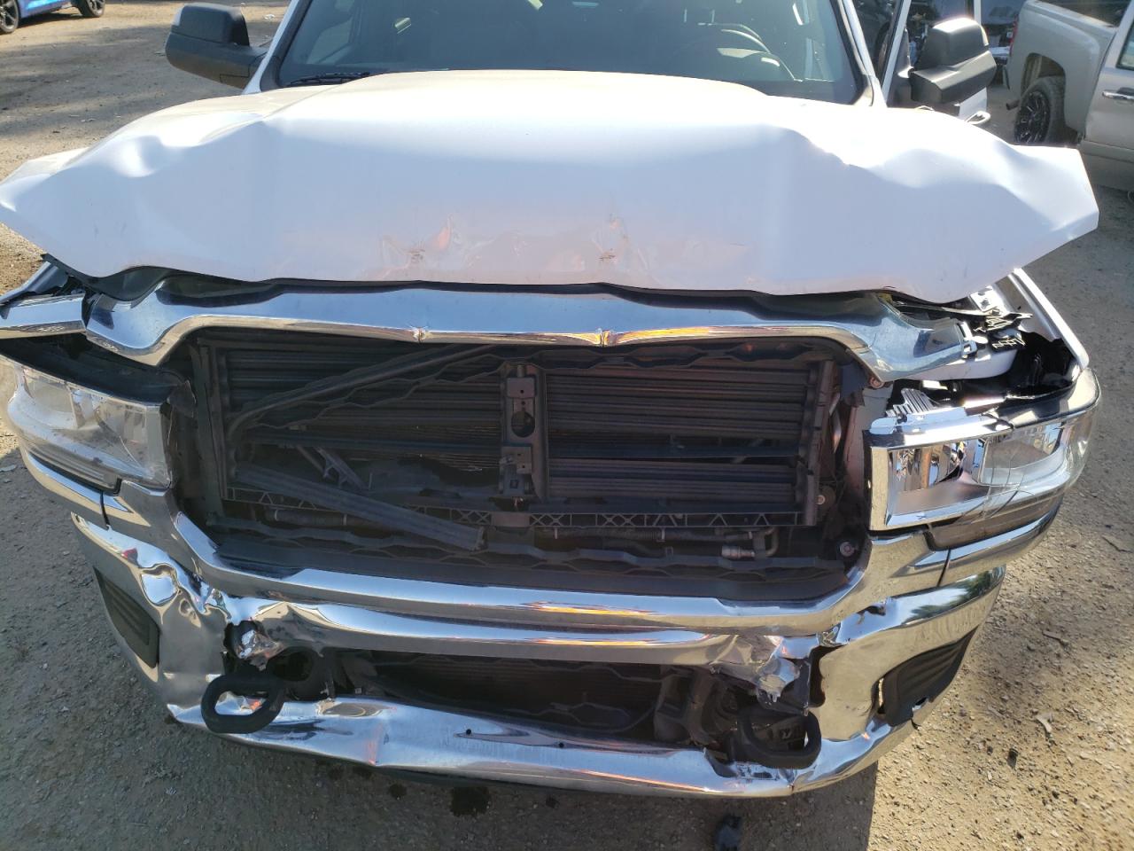 2021 RAM 3500 TRADESMAN photo 34
