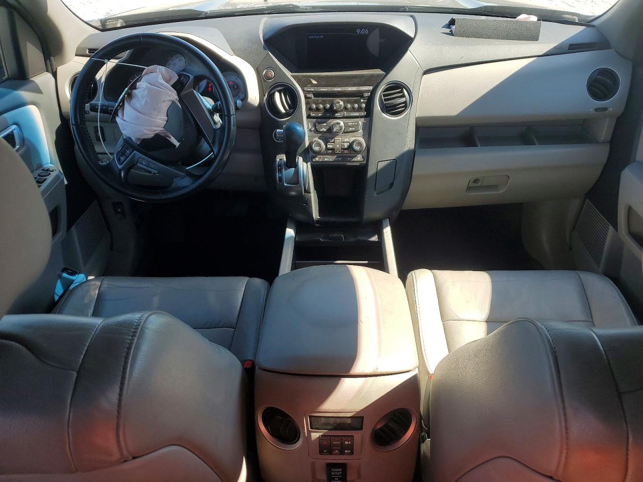 2012 HONDA PILOT EXL photo 8