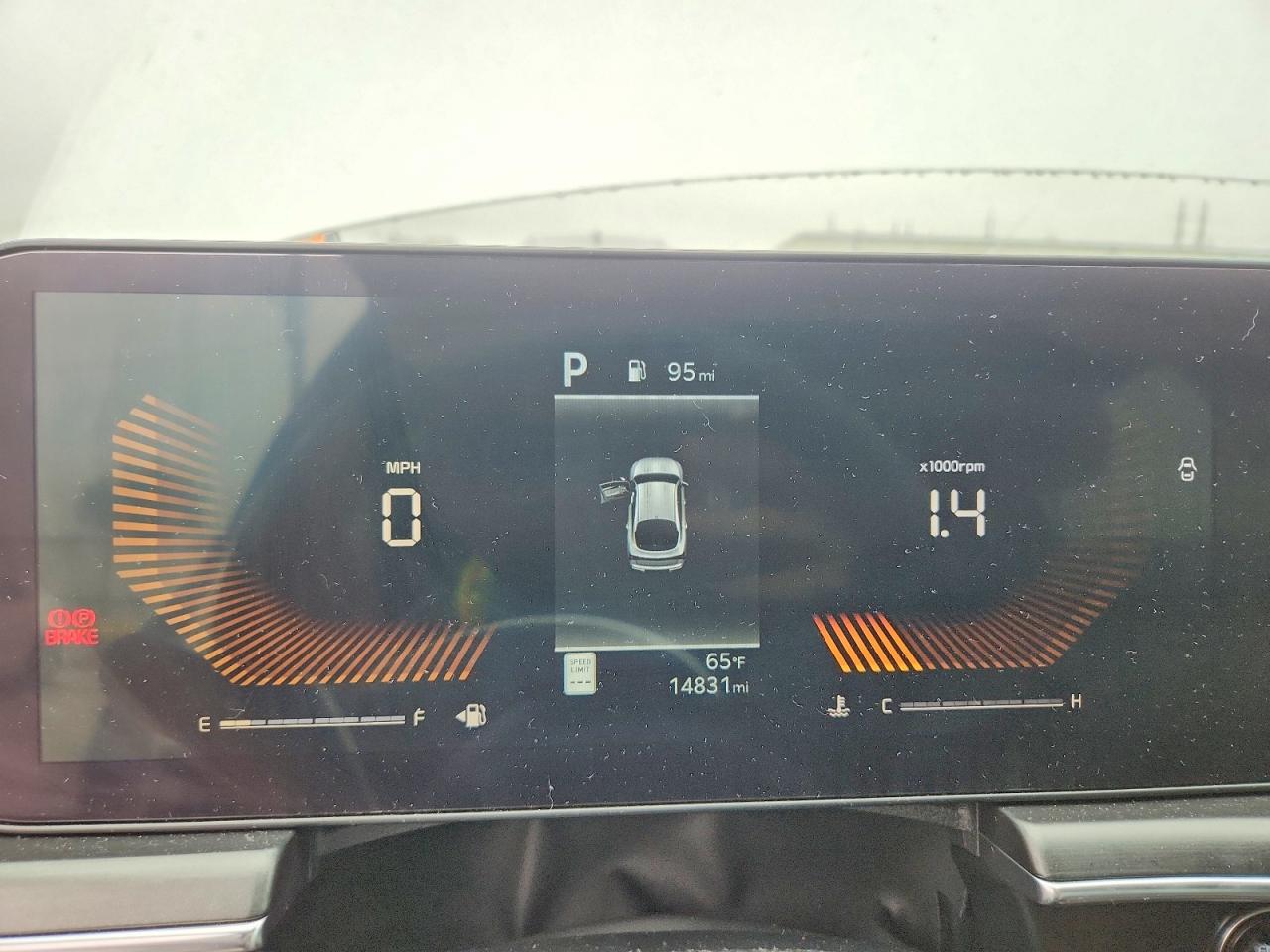 2025 KIA K5 GT LINE photo 17