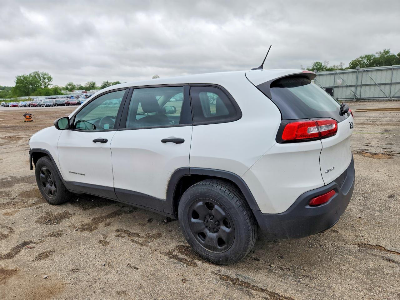 2015 JEEP CHEROKEE photo 3
