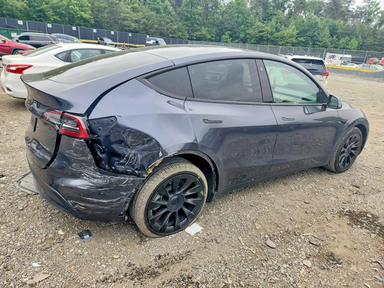 2021 TESLA MODEL Y photo 3