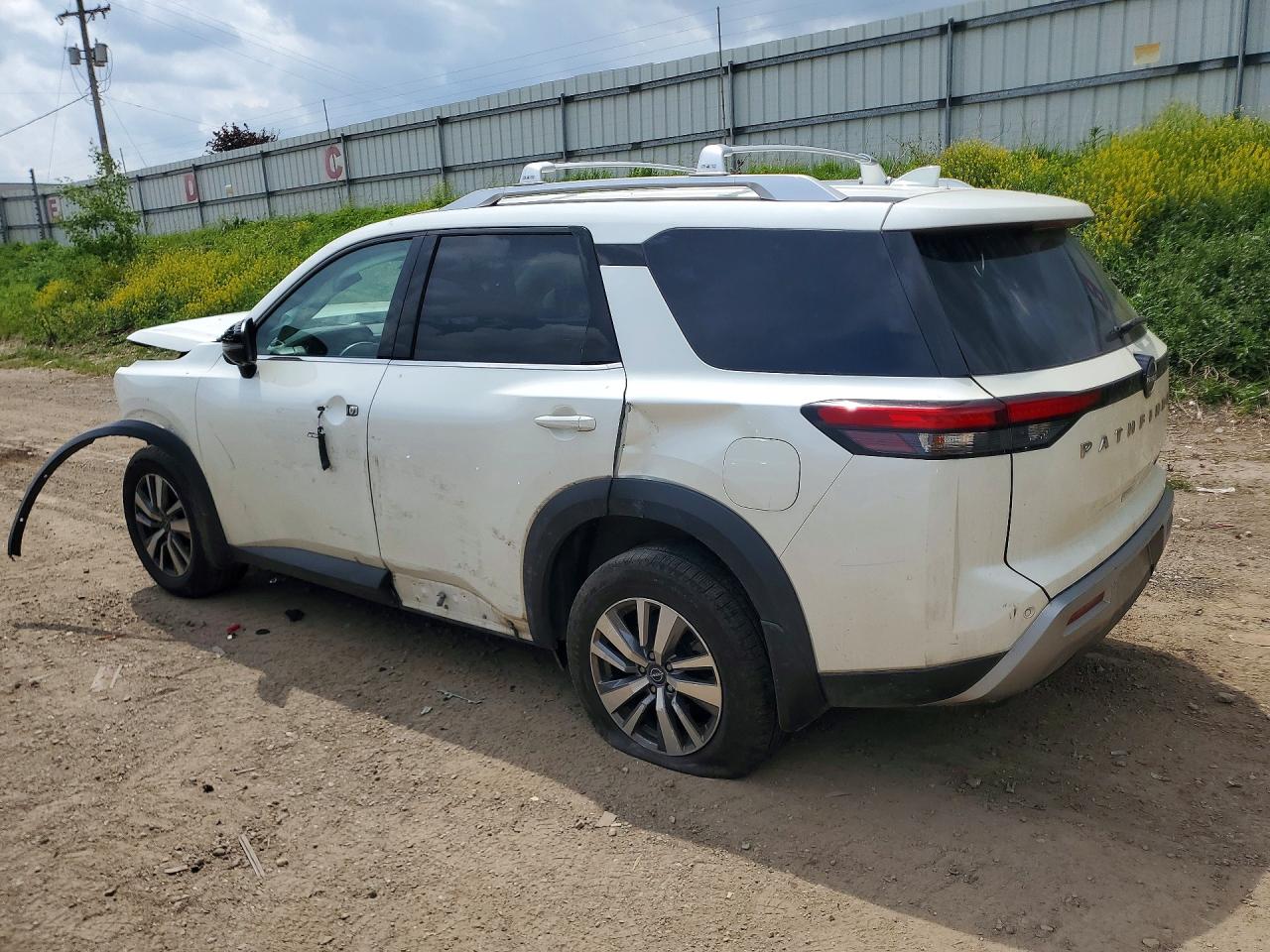 2023 NISSAN PATHFINDER SL photo 4