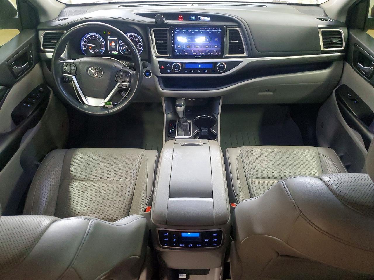 2019 TOYOTA HIGHLANDER LIMITED PLATINUM photo 15