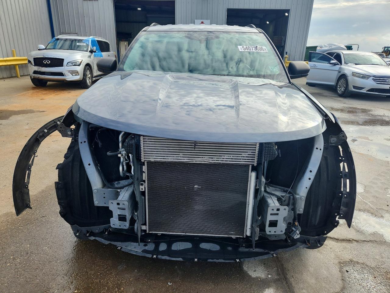 2021 FORD EXPLORER XLT photo 9