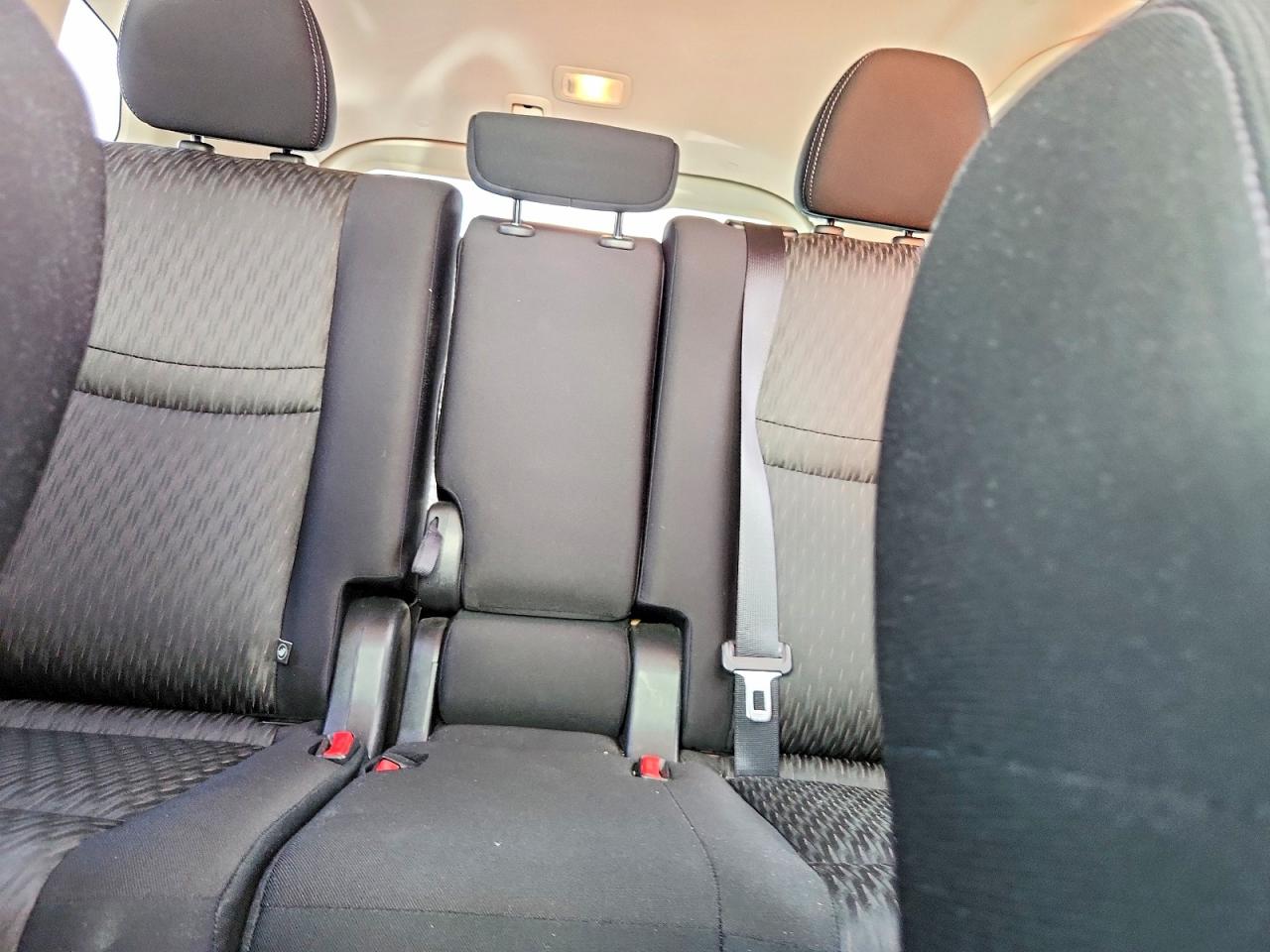 2020 NISSAN ROGUE SV photo 19