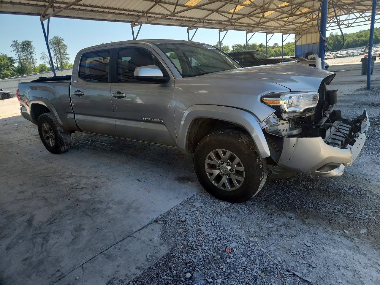 2017 TOYOTA TACOMA SR5 V6 photo 7