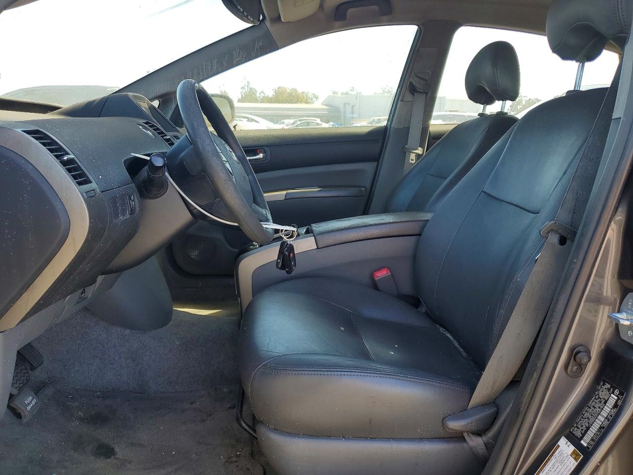 2007 TOYOTA PRIUS BASE photo 13