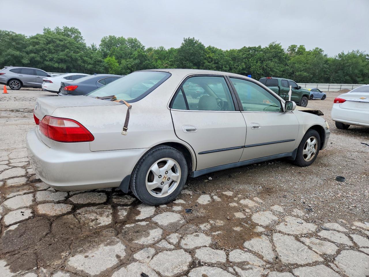 1999 HONDA ACCORD LX photo 7