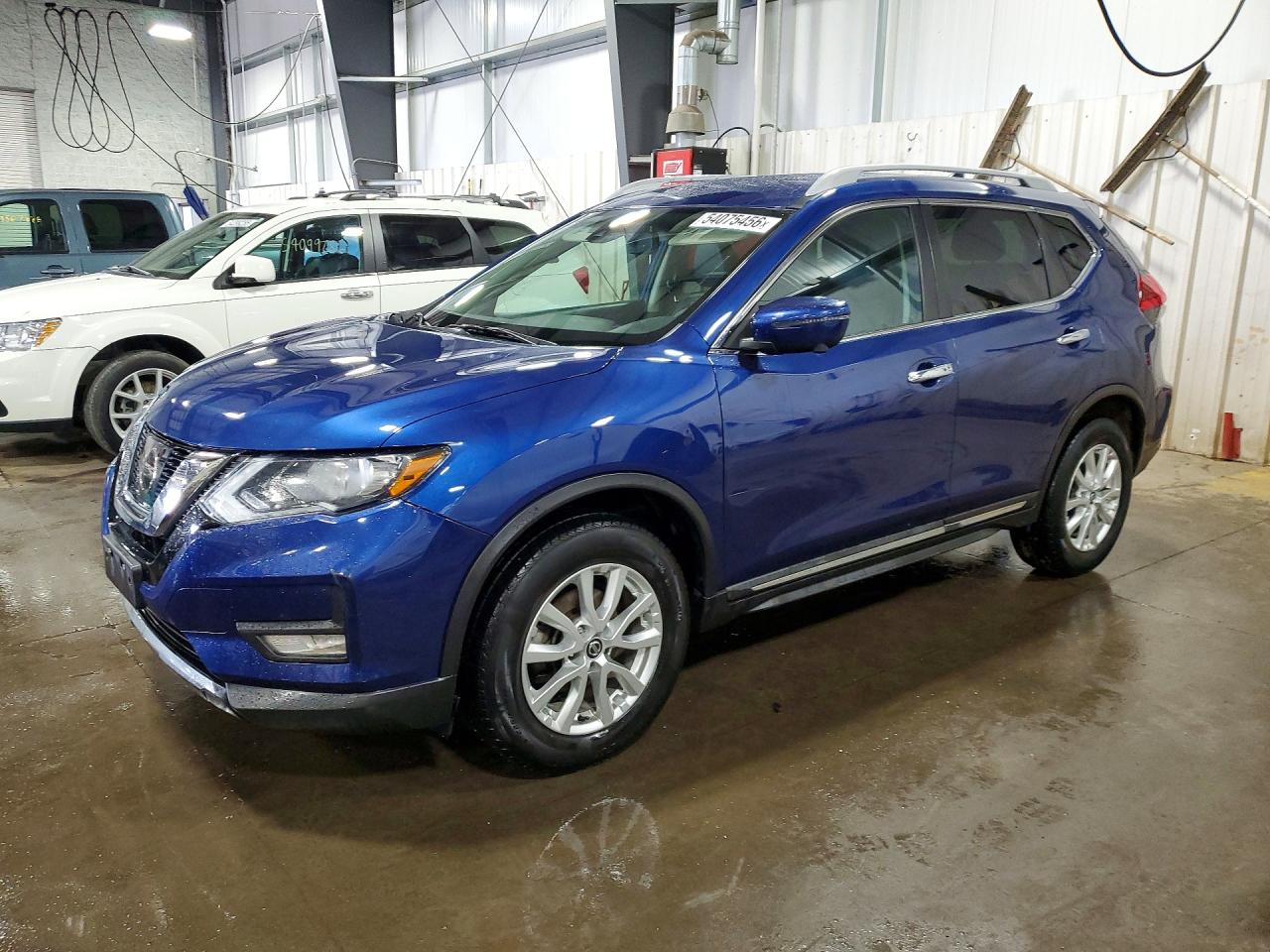 2017 NISSAN ROGUE
