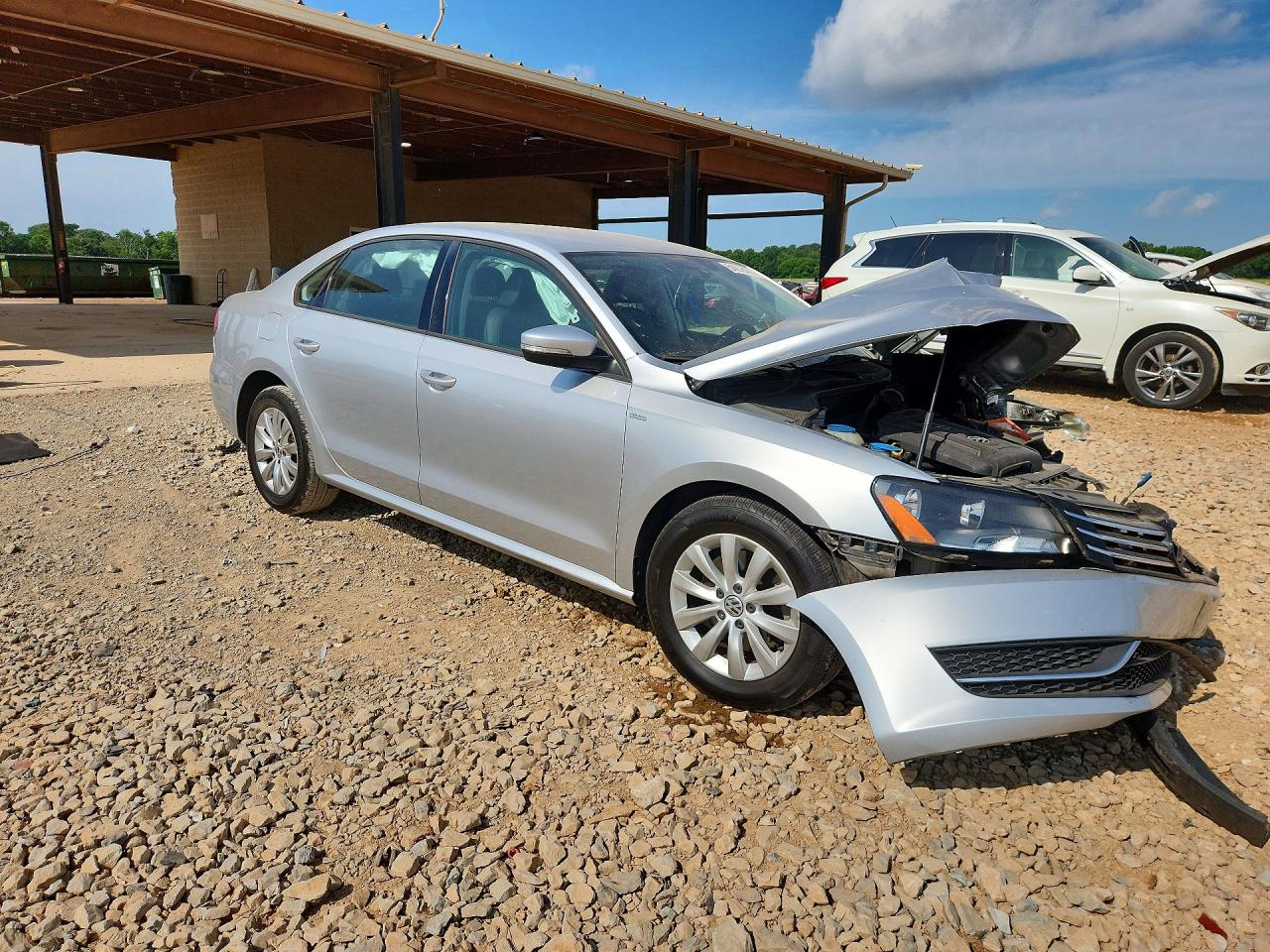 2015 VOLKSWAGEN PASSAT S photo 7