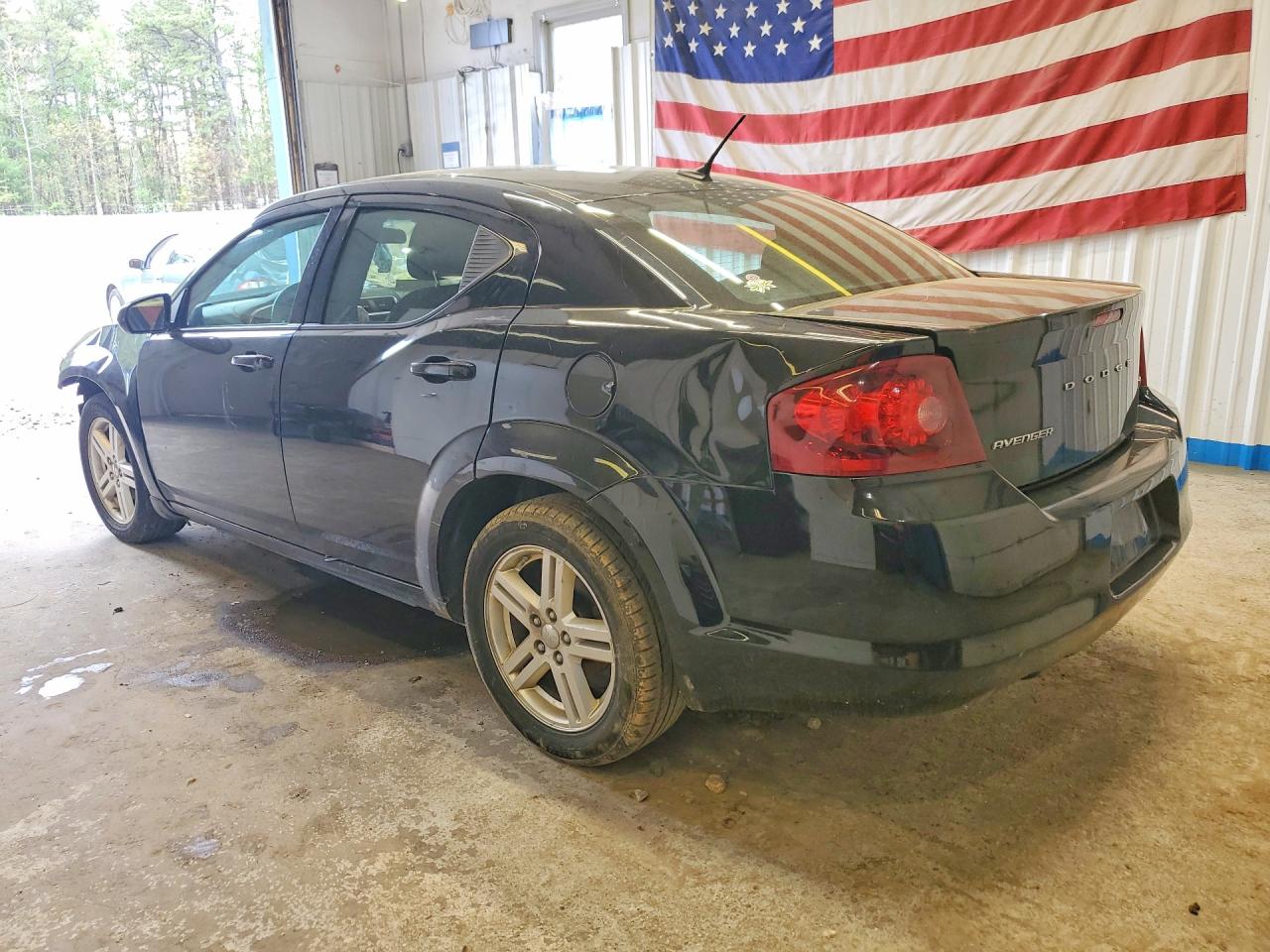2013 DODGE AVENGER SXT photo 2