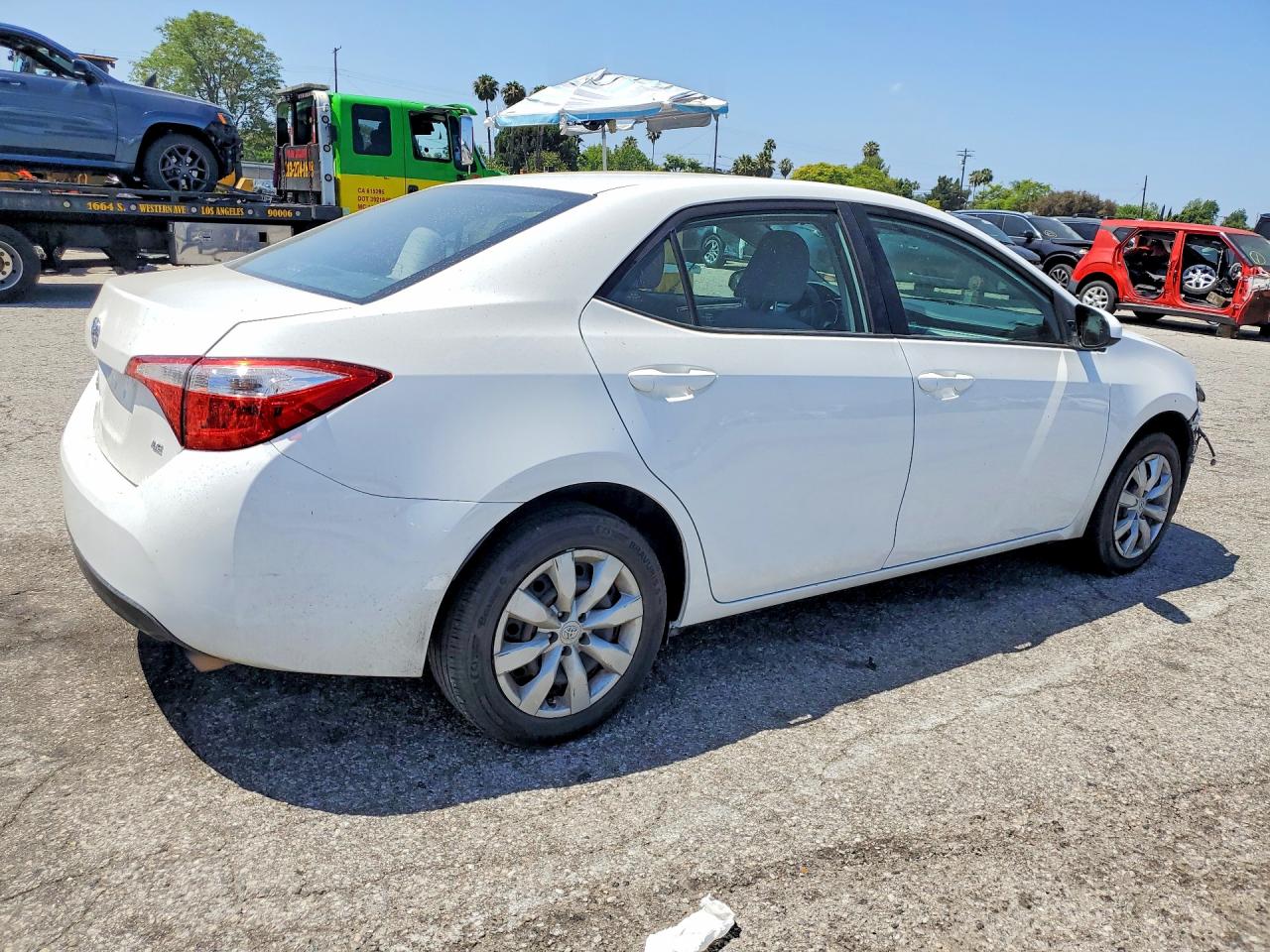 2016 TOYOTA COROLLA LE photo 3