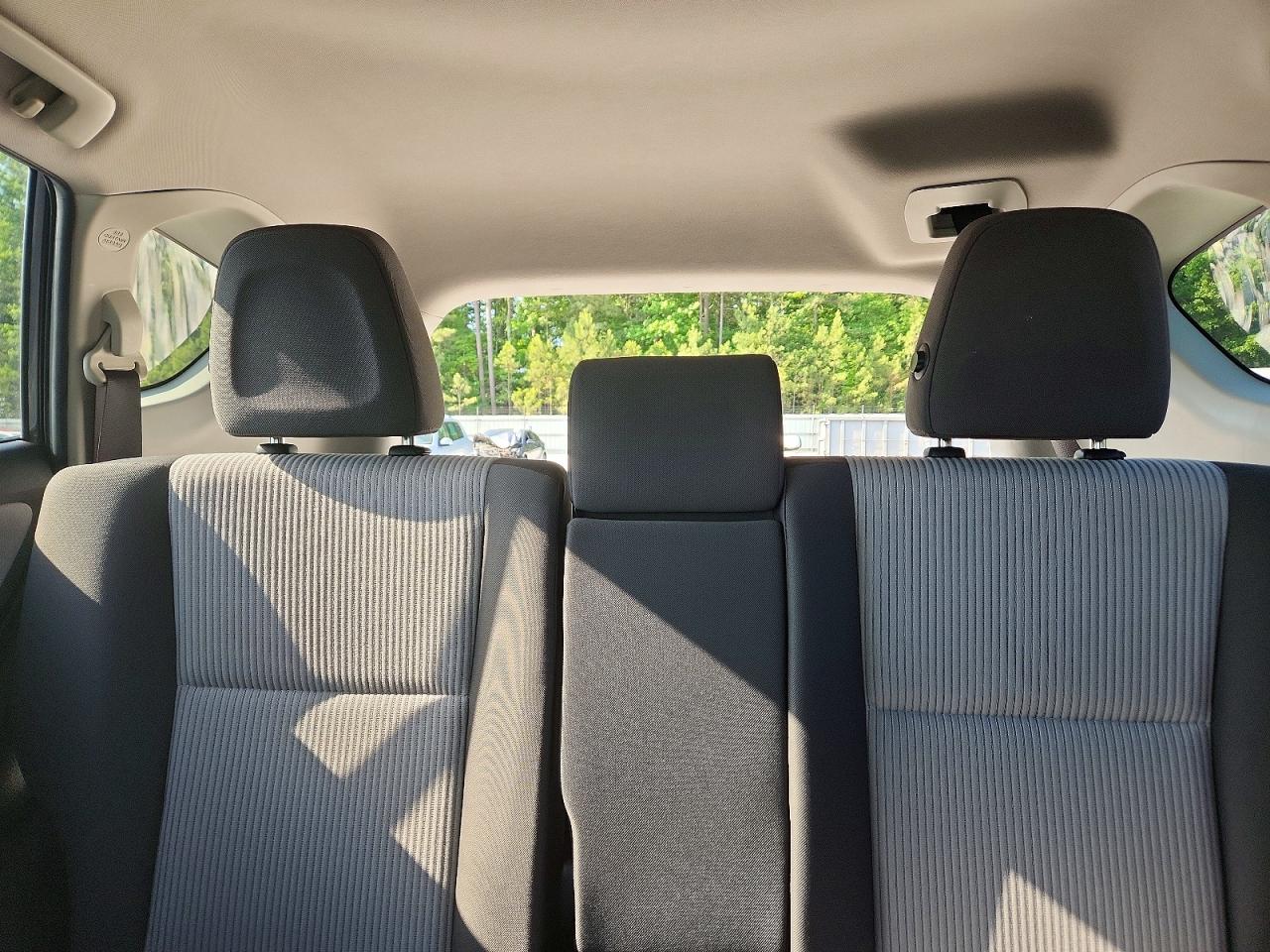 2014 TOYOTA RAV4 LE photo 28