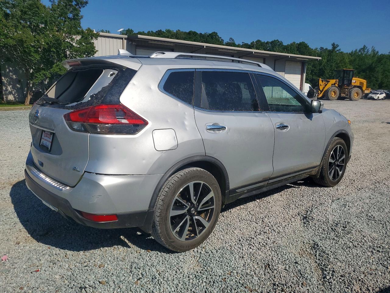 2017 NISSAN ROGUE SL photo 5