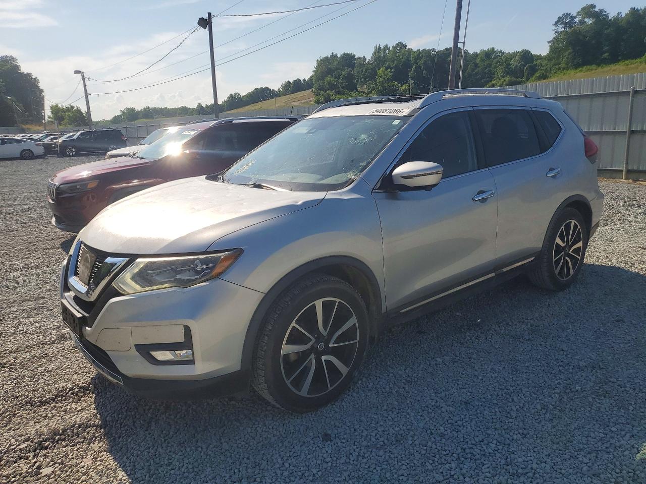 2017 NISSAN ROGUE