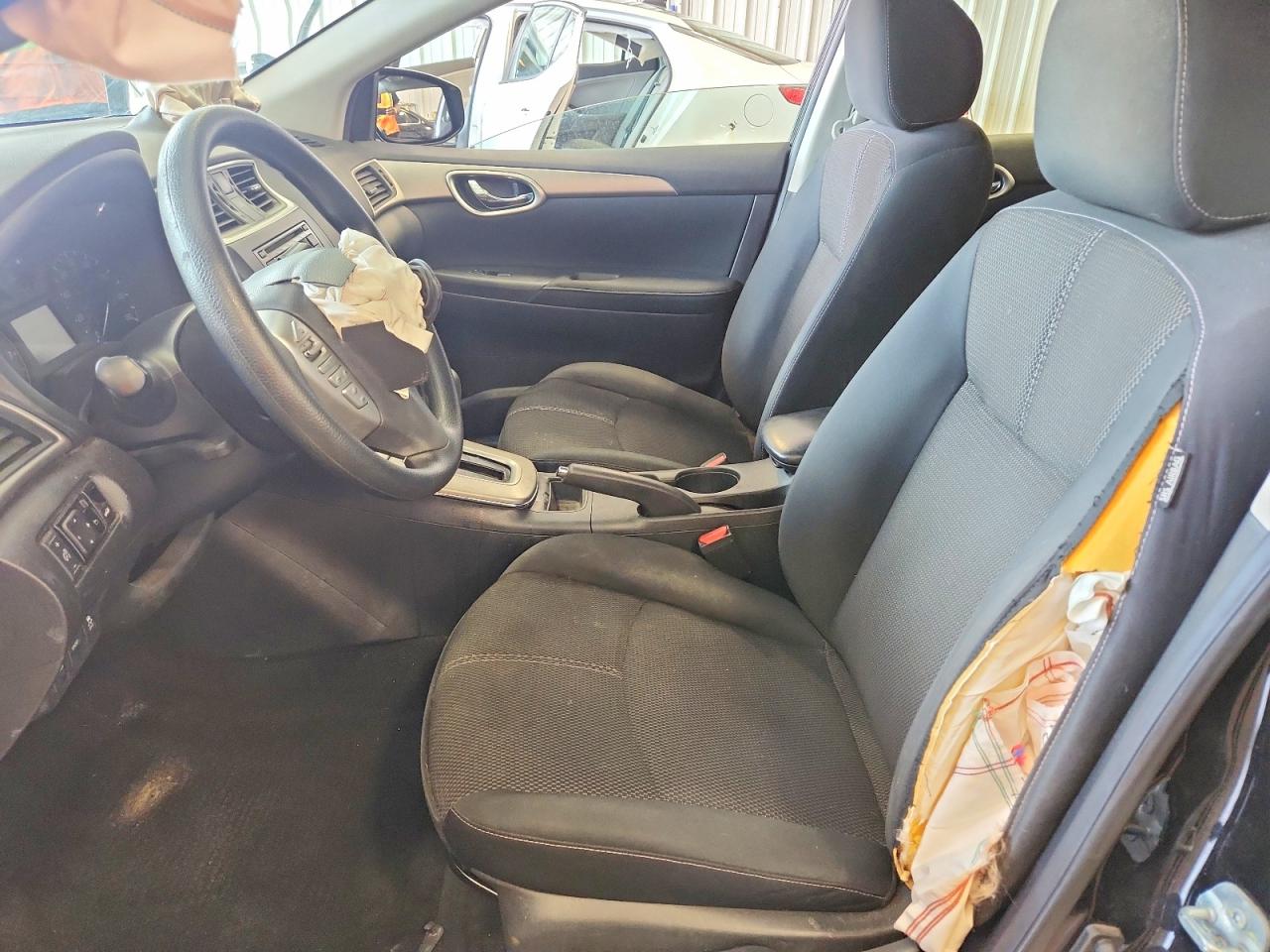 2015 NISSAN SENTRA S photo 19