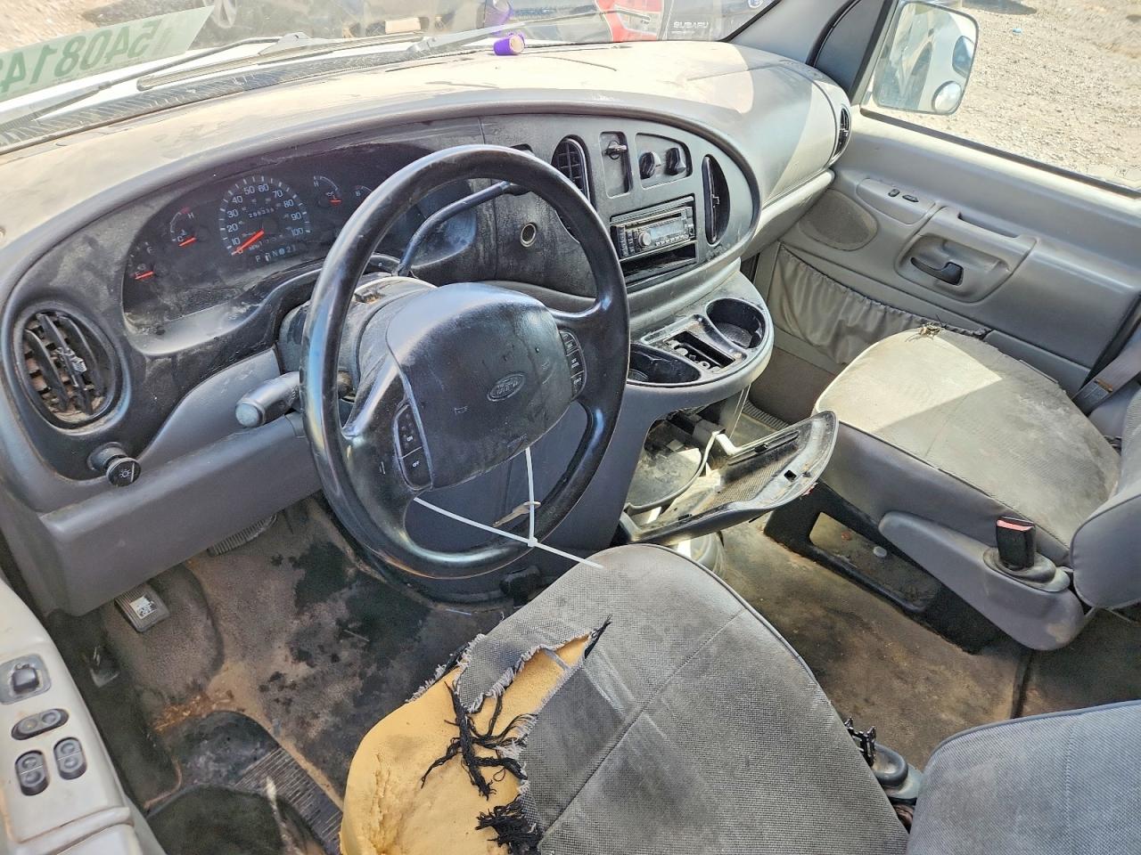 1998 FORD ECONOLINE E350 VAN photo 22