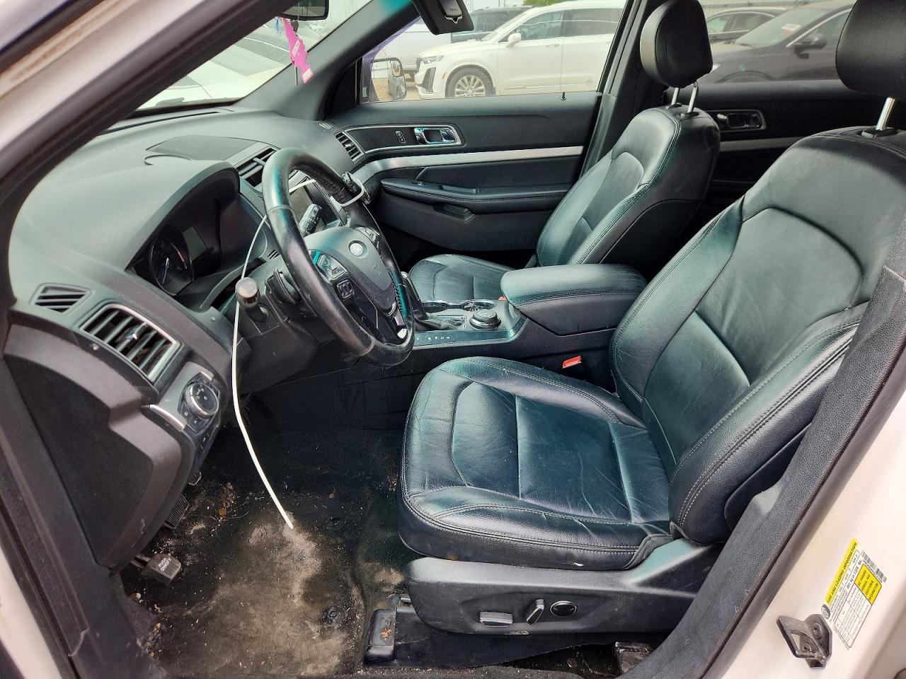 2016 FORD EXPLORER photo 13