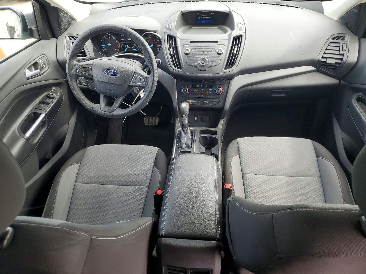 2017 FORD ESCAPE SE photo 8