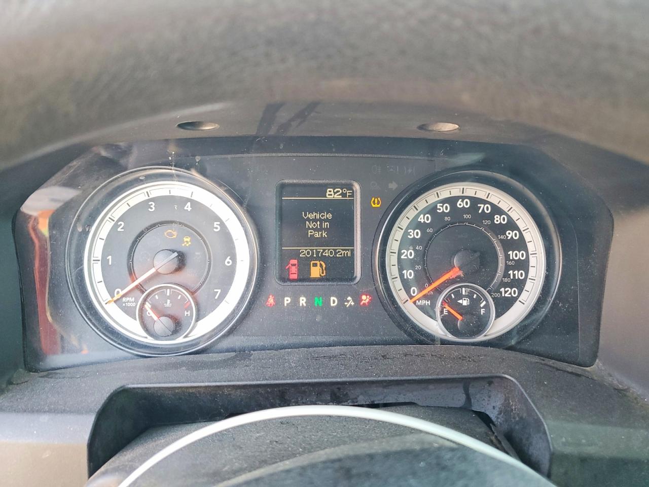 2014 RAM 1500 ST photo 17