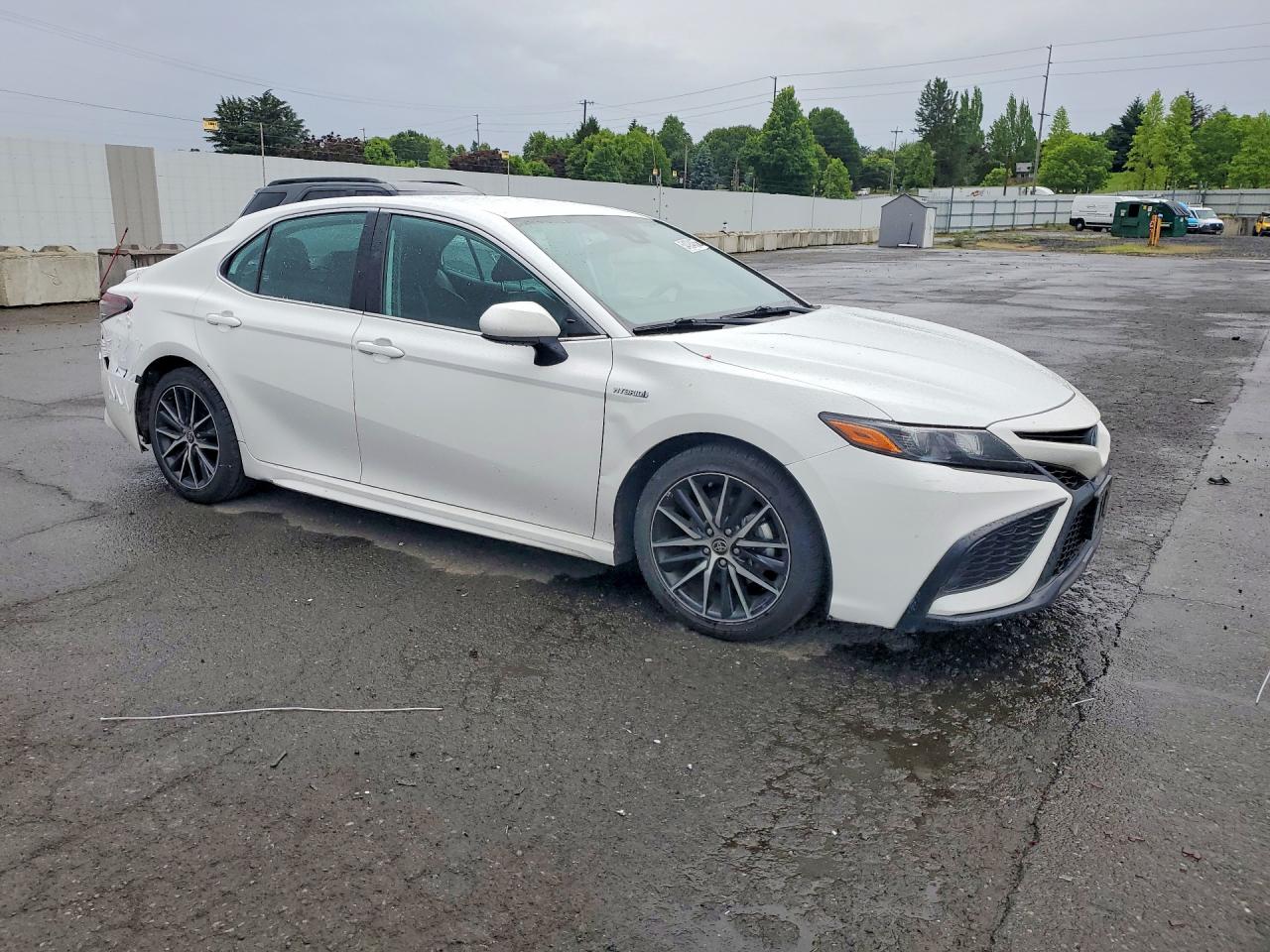 2021 TOYOTA CAMRY SE photo 7