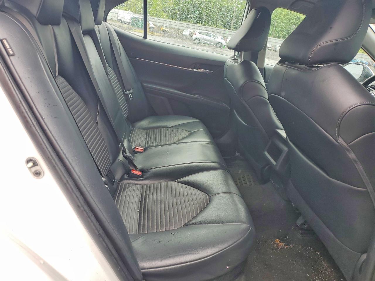 2021 TOYOTA CAMRY SE photo 19