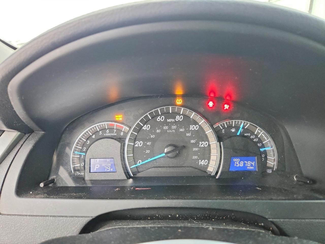 2012 TOYOTA CAMRY SE photo 9