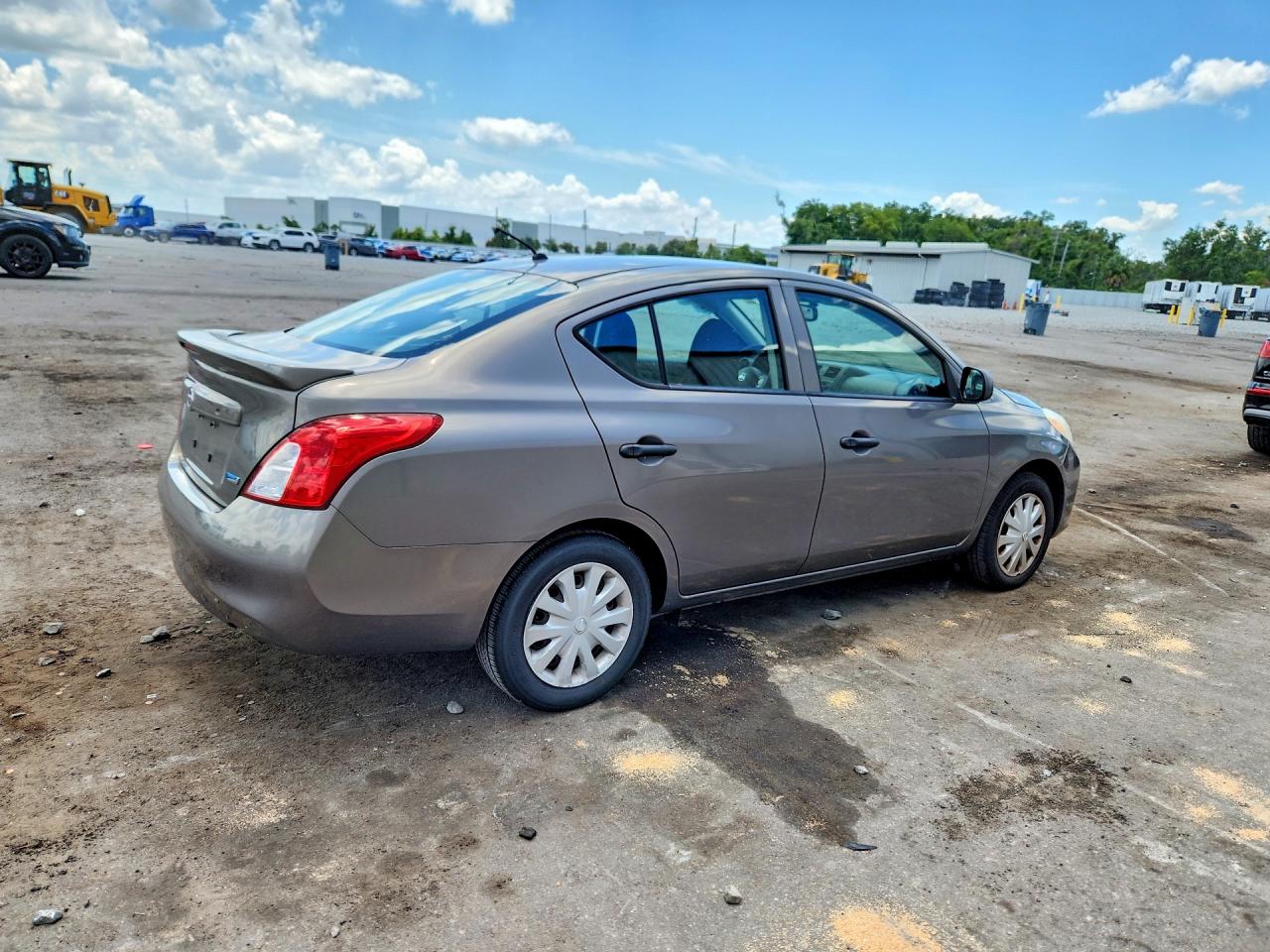 2014 NISSAN VERSA 1.6 S PLUS photo 7