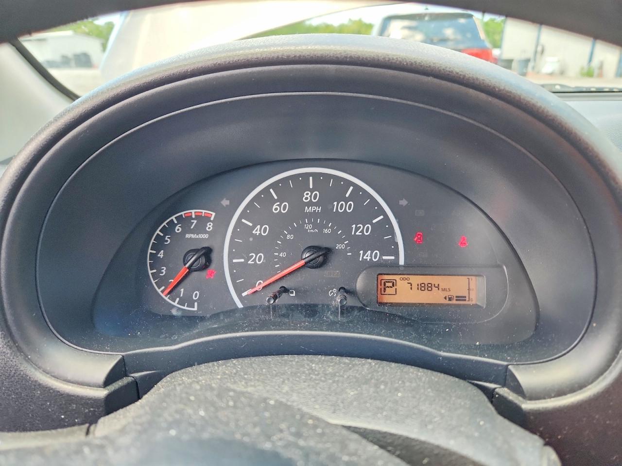 2014 NISSAN VERSA 1.6 S PLUS photo 25