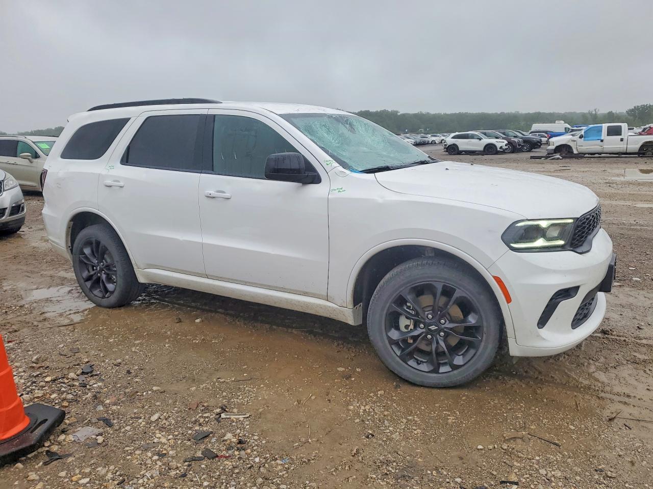2025 DODGE DURANGO GT photo 4