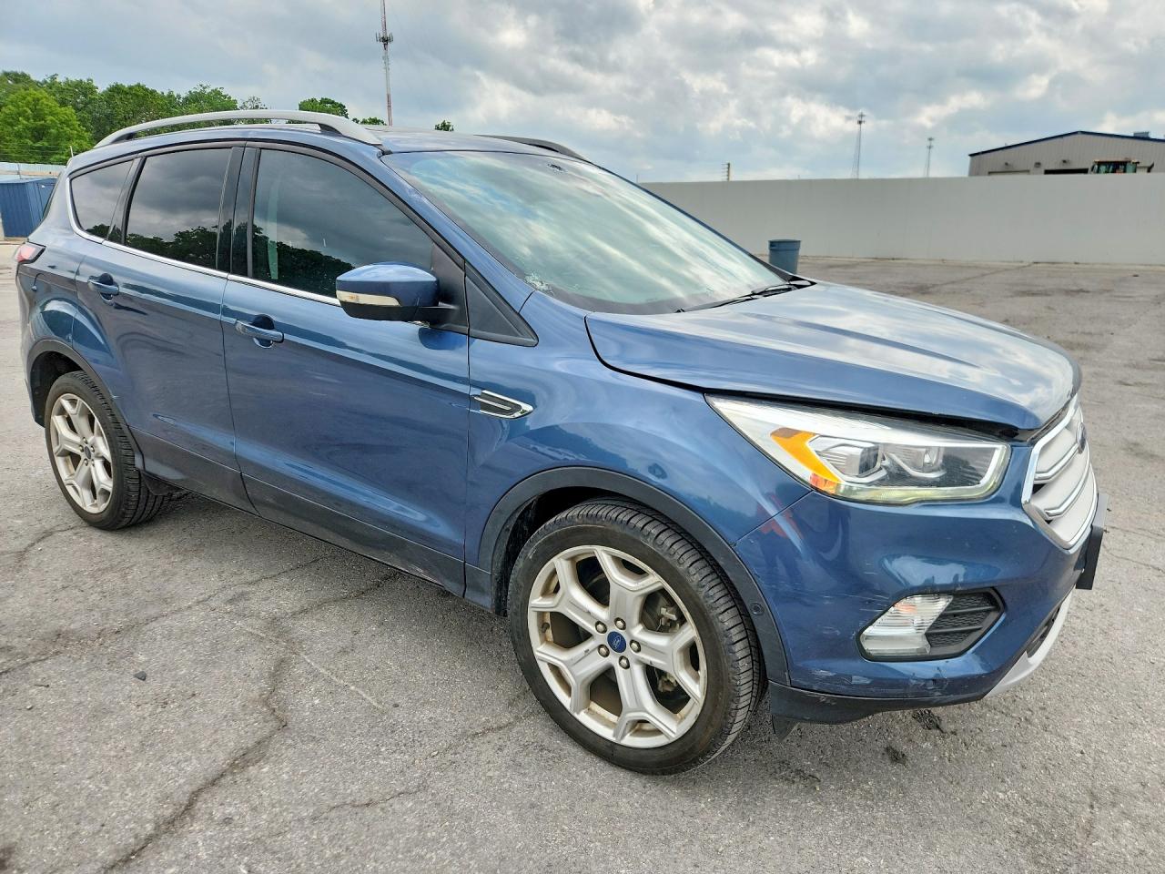 2018 FORD ESCAPE TITANIUM photo 10