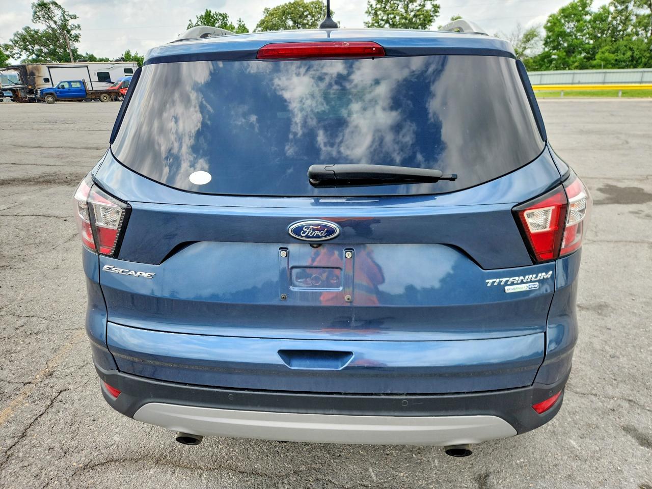 2018 FORD ESCAPE TITANIUM photo 16