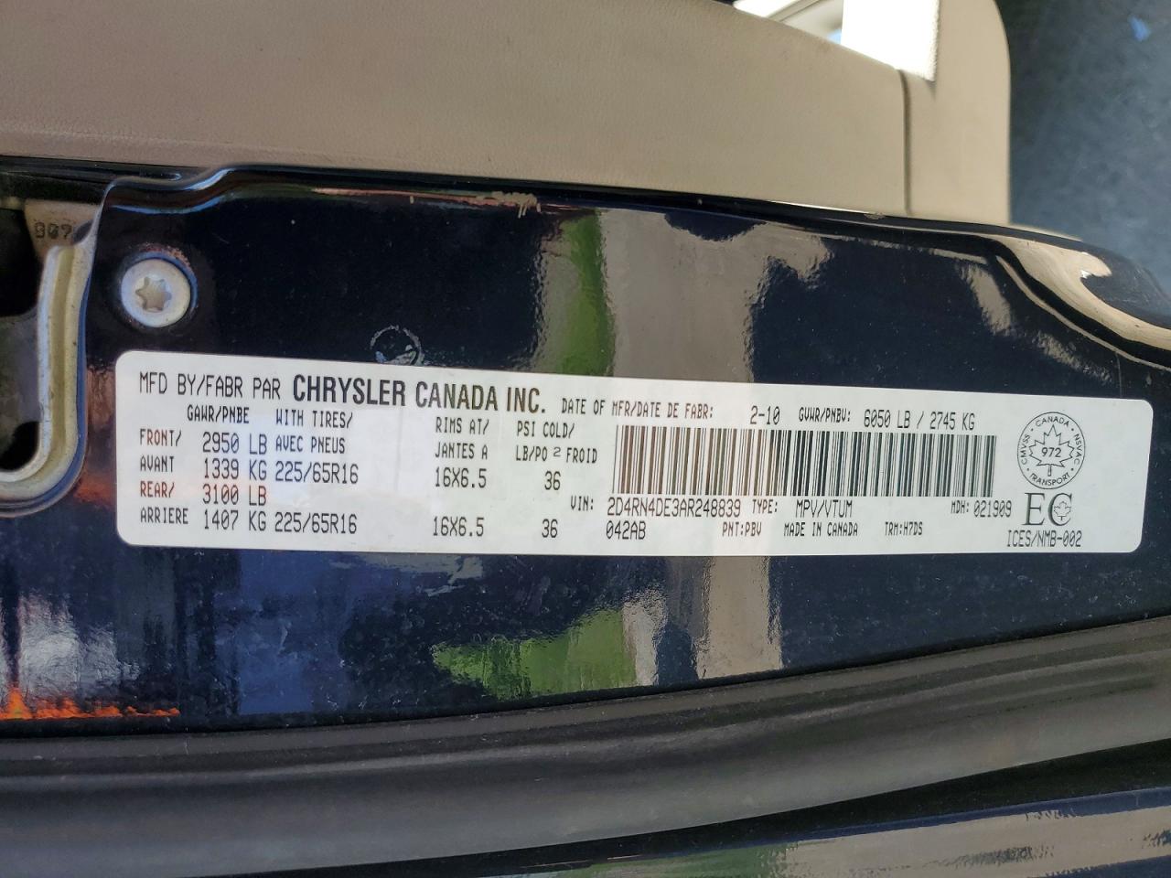 2010 DODGE GRAND CARAVAN SE photo 25