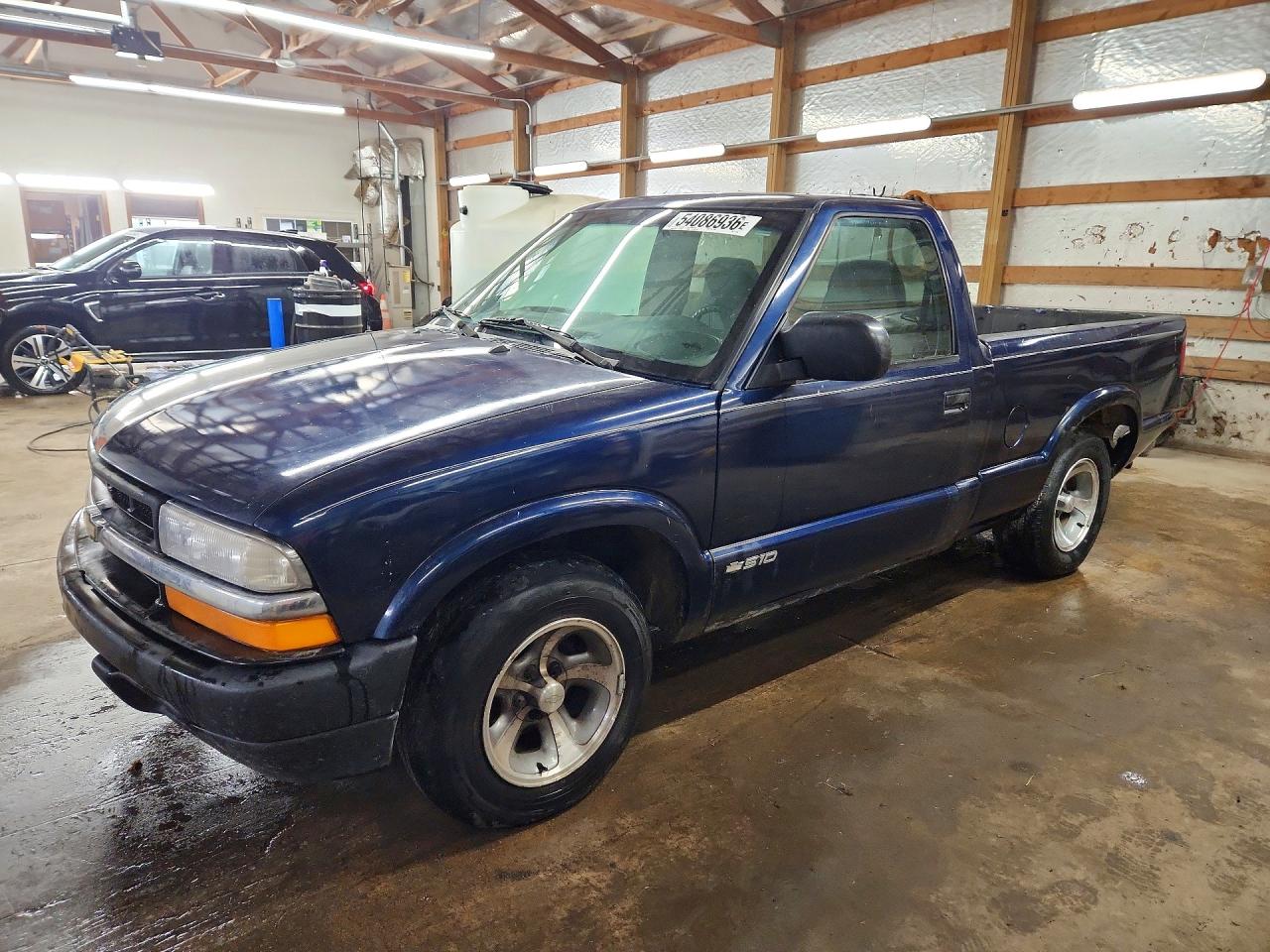 2001 CHEVROLET S TRUCK