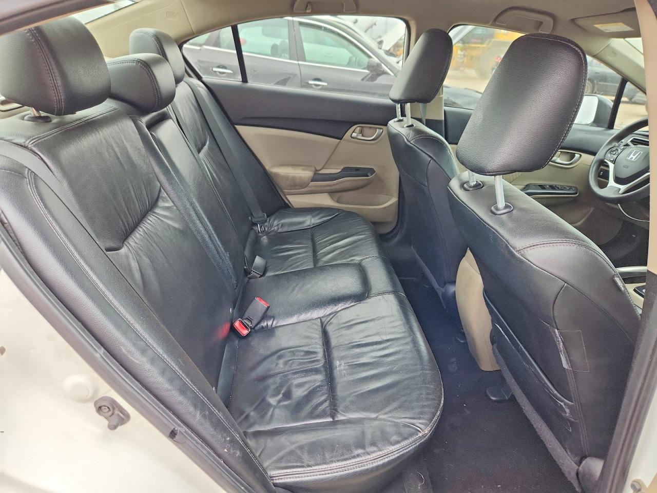 2014 HONDA CIVIC LX photo 19