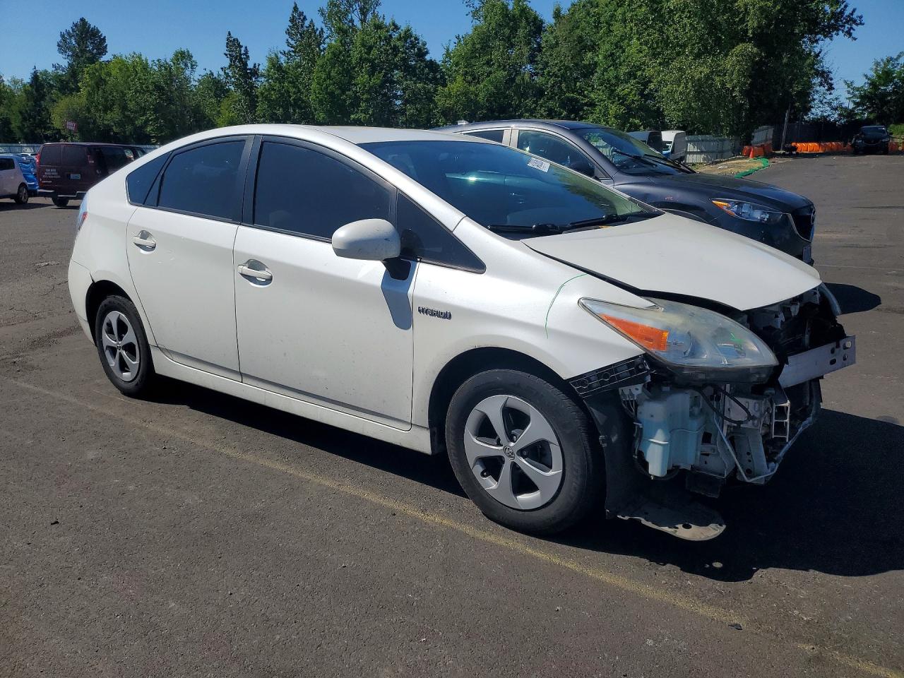 2013 TOYOTA PRIUS TWO photo 10