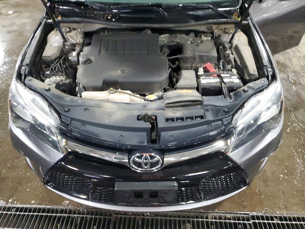 2015 TOYOTA CAMRY XSE V6 photo 21