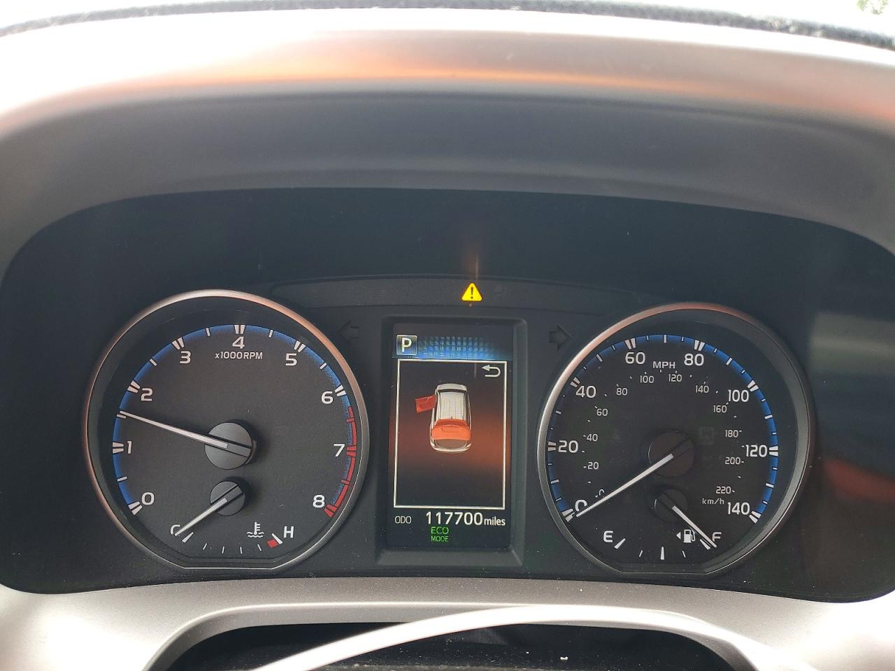 2017 TOYOTA RAV4 XLE photo 17