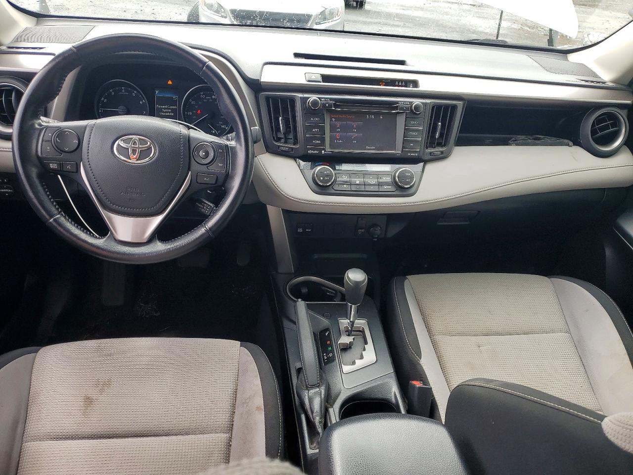 2017 TOYOTA RAV4 XLE photo 15