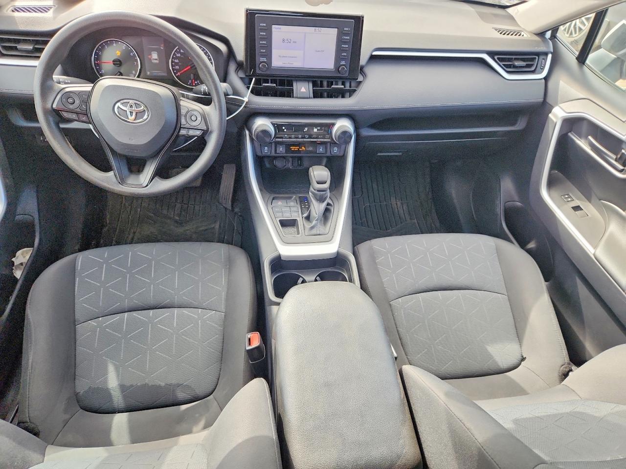 2021 TOYOTA RAV4 LE photo 15
